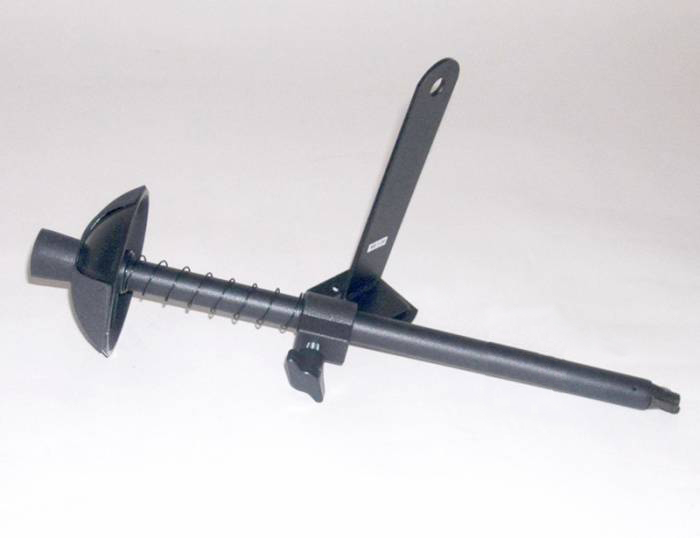 Тримачі, стійки, ліри / Стійка MAXTONE TMH