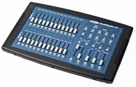 Контроллеры управления светом / Контроллер SHOWTEC SHOWMASTER 24