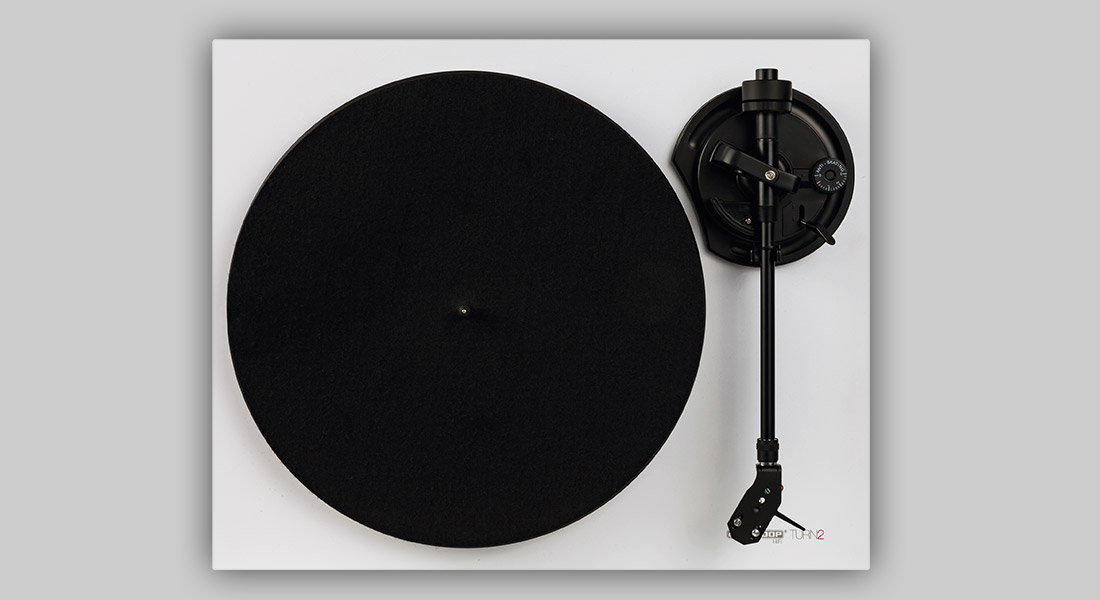 Проигрыватели виниловых дисков / Проигрыватель винила RELOOP Turn 2 white