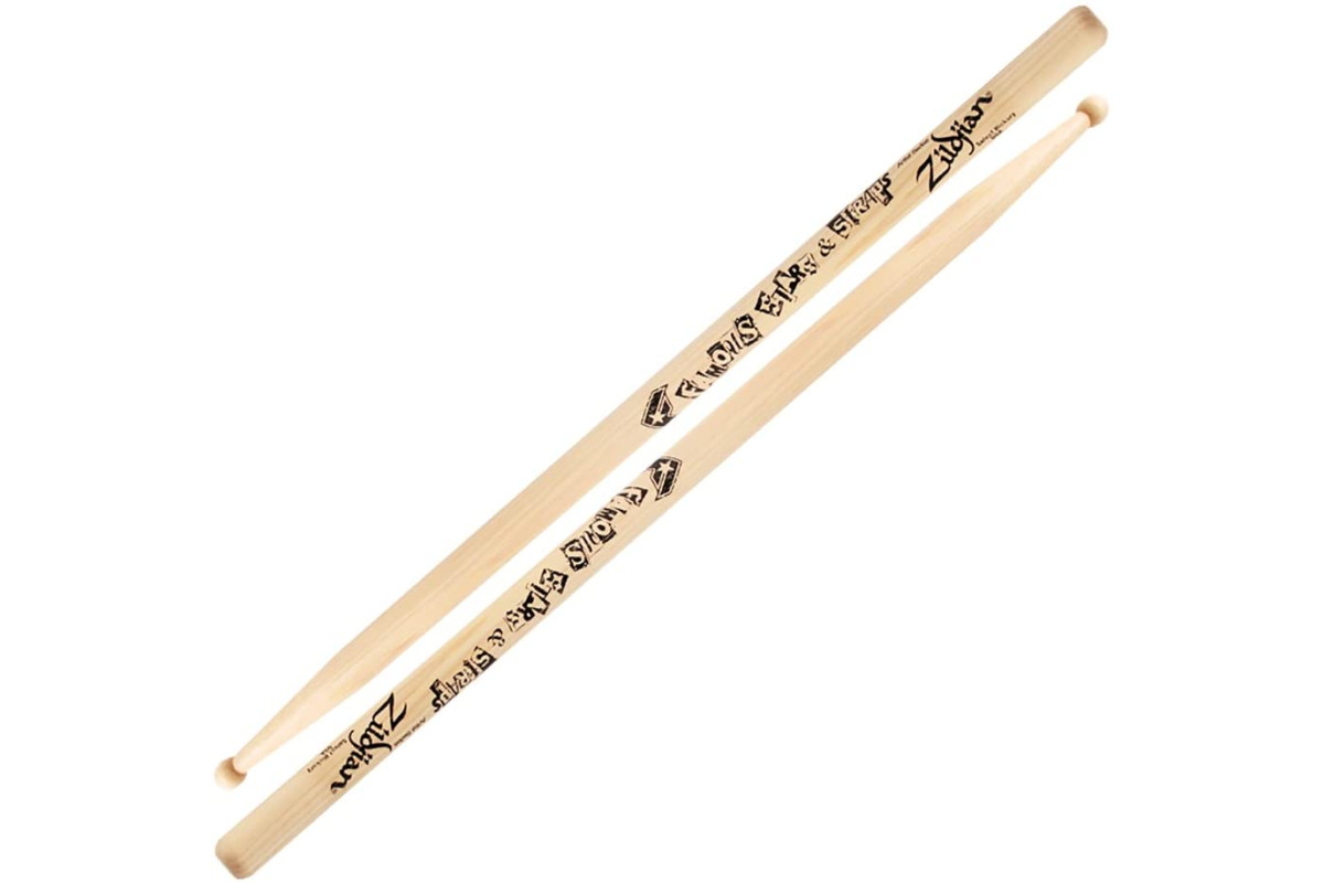 Барабанні палочки, щітки, колотушки / Барабанні палички ZILDJIAN TRAVIS BARKER FAMOUS SS ARTIST SERIES DRUMSTICKS